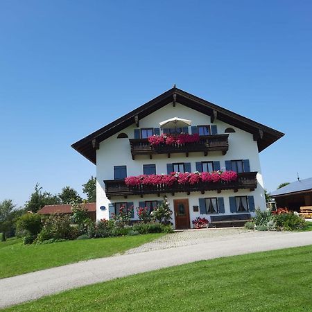 Asbichlerhof Apartment Бад Ендорф Екстериор снимка